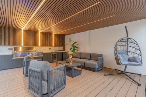 House in Pattaya, Thailand 4 bedrooms № 173866 - photo 7