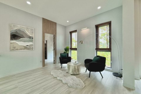 Penthouse in Pattaya, Thailand 4 bedrooms № 172408 - photo 8