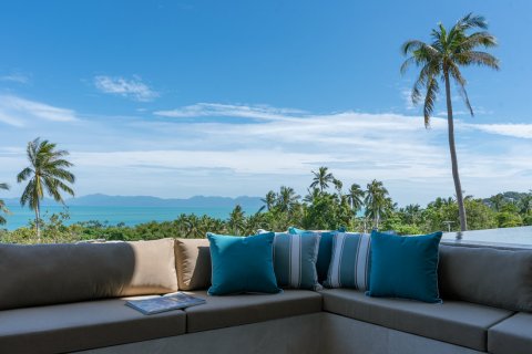 House in Ko Samui, Thailand 4 bedrooms № 172405