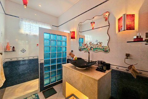 Вилла в Хуа Хине, Таиланд с 3 спальнями № 172403 - фото 21