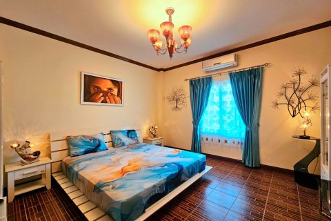 Вилла в Хуа Хине, Таиланд с 3 спальнями № 172403 - фото 13