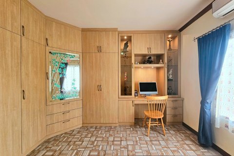 Вилла в Хуа Хине, Таиланд с 3 спальнями № 172403 - фото 20