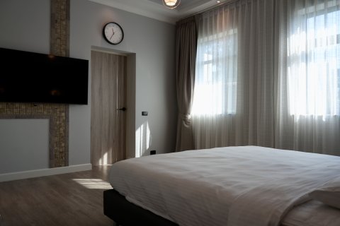 Villa in Phuket, Thailand 5 bedrooms № 156866 - photo 10