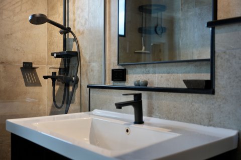 Villa in Phuket, Thailand 5 bedrooms № 156866 - photo 5