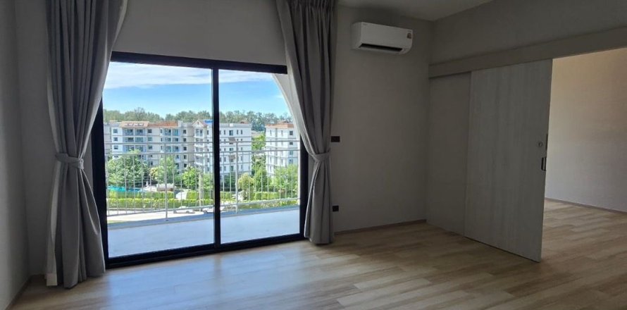 Studio in the Condo in Phuket, Thailand № 156861