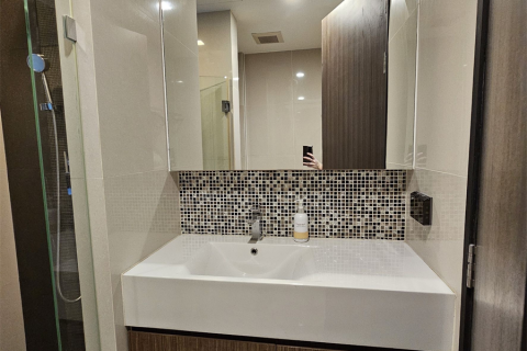 Condo in Bangkok, Thailand, 2 bedrooms  № 188767