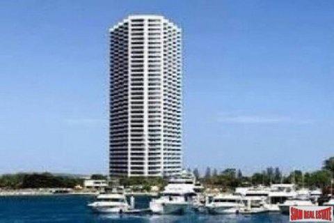 Apartment on Jomtien Beach, Pattaya, Thailand 2 bedrooms № 193560 - photo 1