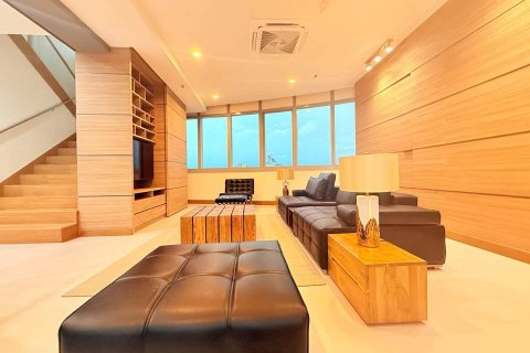Condo à Bangkok, Thaïlande, 3 chambres № 181165