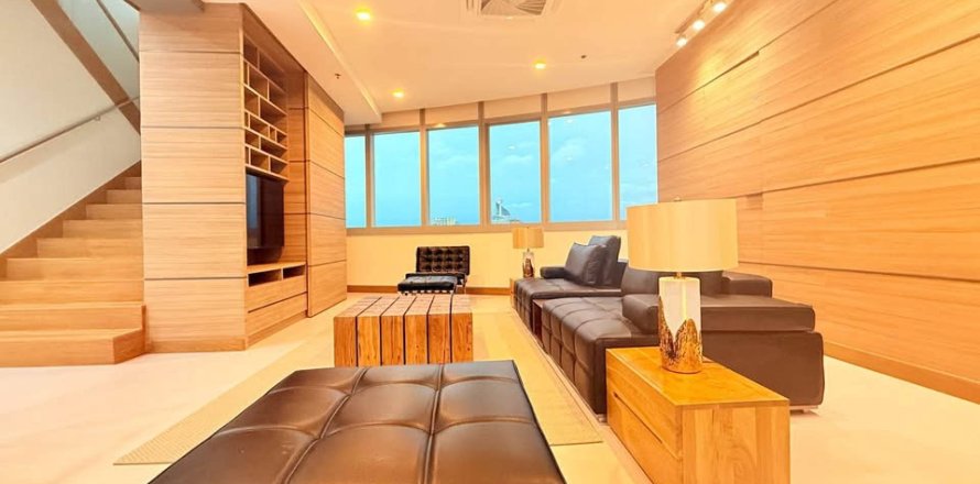 Condominio de 3 dormitorios en Bangkok, Tailandia № 181165