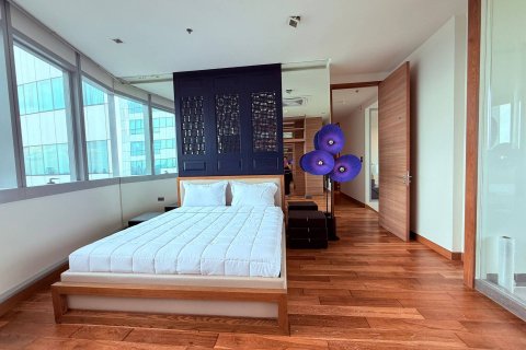 Condo à Bangkok, Thaïlande, 3 chambres  № 181165 - photo 18