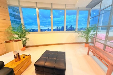 Condominio de 3 dormitorios en Bangkok, Tailandia № 181165 - foto 2