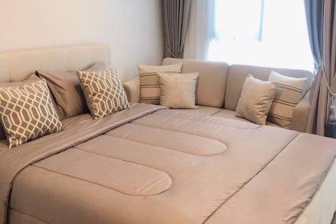 Студия в кондо в Патхум Ване, Бангкок, Таиланд № 151539 - фото 3