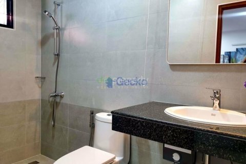 Villa in Pattaya, Thailand 3 bedrooms № 145291 - photo 18