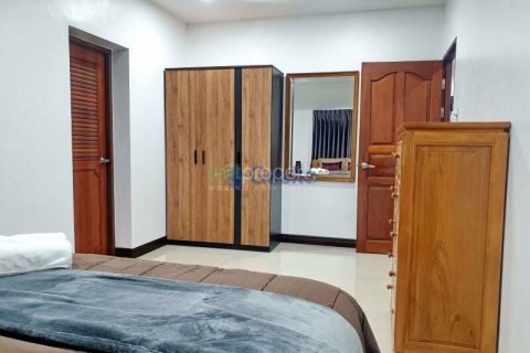 Villa in Pattaya, Thailand 3 bedrooms № 145291 - photo 19