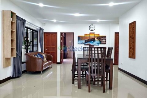 Villa in Pattaya, Thailand 3 bedrooms № 145291 - photo 7