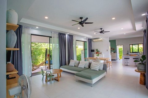 Villa in Hua Hin, Thailand 3 bedrooms № 168374 - photo 13