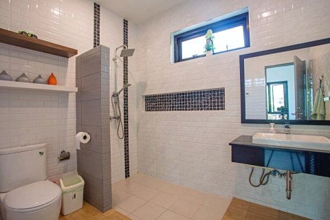 Villa in Hua Hin, Thailand 3 bedrooms № 168374 - photo 25