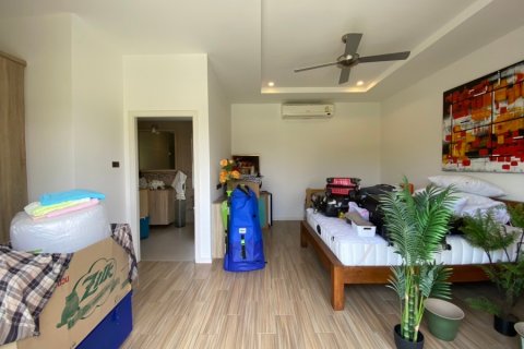 Villa in Hua Hin, Thailand 4 bedrooms № 168371 - photo 24