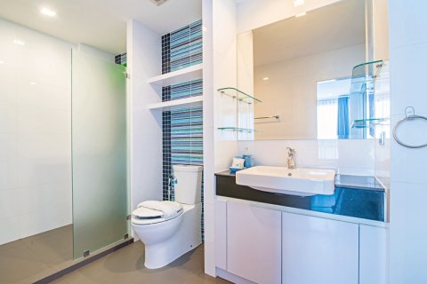 Condo in Hua Hin, Thailand, 2 bedrooms  № 168368 - photo 9