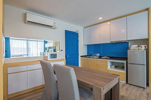 Condo in Hua Hin, Thailand, 2 bedrooms  № 168368 - photo 10