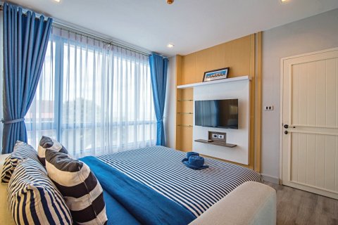 Condo in Hua Hin, Thailand, 2 bedrooms  № 168368 - photo 2