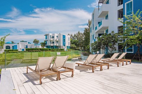 Condo in Hua Hin, Thailand, 2 bedrooms  № 168368 - photo 26