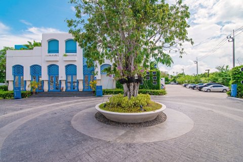 Condo in Hua Hin, Thailand, 2 bedrooms  № 168368 - photo 28