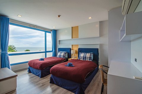 Condo in Hua Hin, Thailand, 2 bedrooms  № 168368 - photo 7