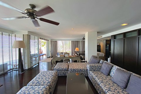 Condo in Hua Hin, Thailand, 3 bedrooms  № 168370 - photo 14