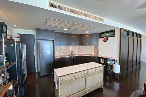 Condo in Hua Hin, Thailand, 3 bedrooms  № 168370 - photo 17