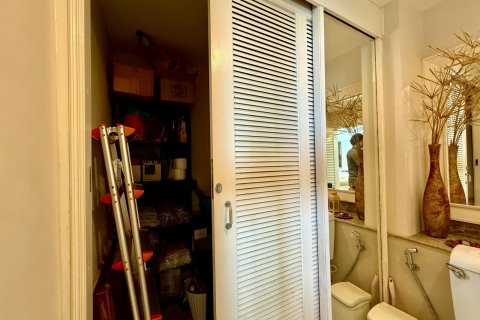 Condo in Pattaya, Thailand, 2 bedrooms № 155270 - photo 11