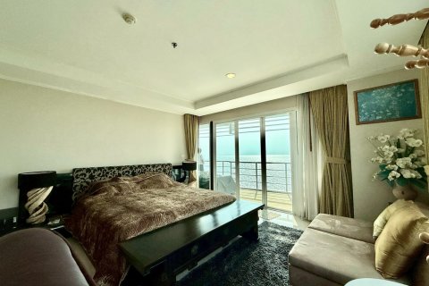 Condo in Pattaya, Thailand, 2 bedrooms № 155270 - photo 18