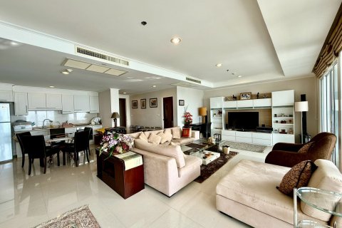 Condo in Pattaya, Thailand, 2 bedrooms № 155270 - photo 4