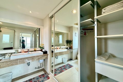 Condo in Pattaya, Thailand, 2 bedrooms № 155270 - photo 24
