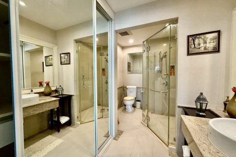 Condo in Pattaya, Thailand, 2 bedrooms № 155270 - photo 15