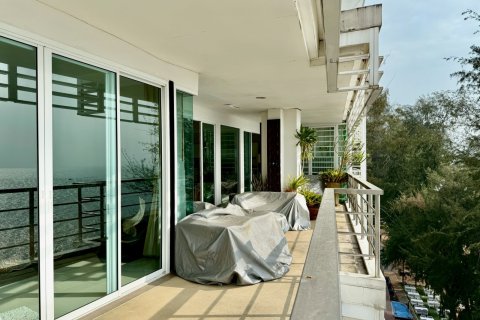 Condo in Pattaya, Thailand, 2 bedrooms № 155270 - photo 27