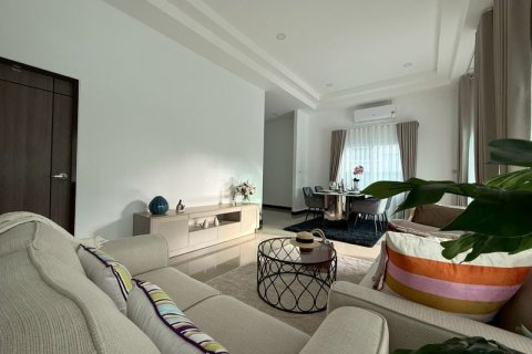 Дом в Паттайе, Таиланд с 3 спальнями № 155269 - фото 7