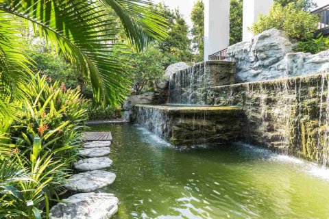 Condo in Bangkok, Thailand, 1 bedroom  № 183459 - photo 3