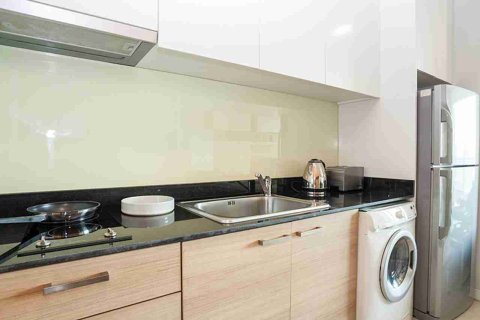 Condo in Bangkok, Thailand, 1 bedroom  № 183459 - photo 9