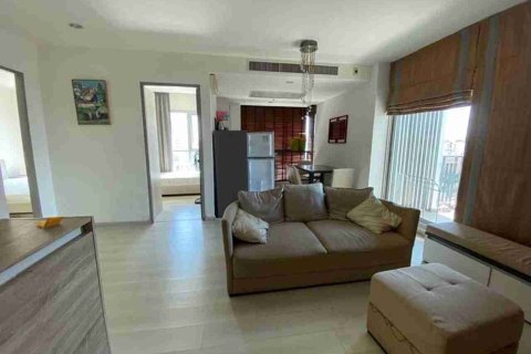 Condo in Bangkok, Thailand, 2 bedrooms № 183457 - photo 4