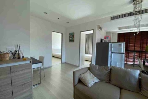 Condo in Bangkok, Thailand, 2 bedrooms № 183457 - photo 1