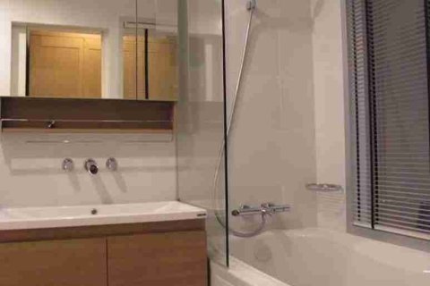 Condo in Bangkok, Thailand, 1 bedroom  № 183458 - photo 8