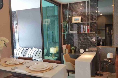 Condo in Phaya Thai, Bangkok, Thailand, 1 bedroom № 183454 - photo 4