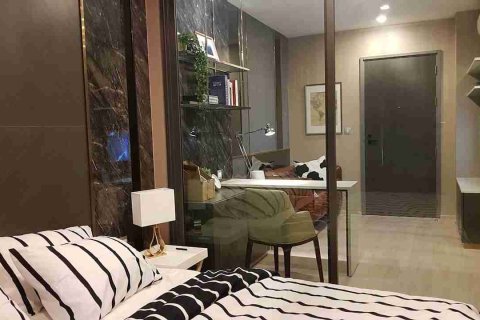 Condo in Phaya Thai, Bangkok, Thailand, 1 bedroom № 183454 - photo 1