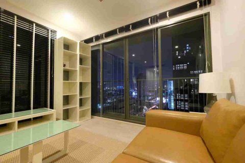 Condo in Bangkok, Thailand, 1 bedroom № 183453 - photo 1