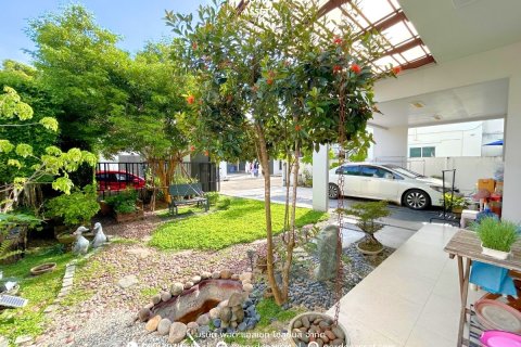 Maison à Nonthaburi, Thaïlande 3 chambres № 163123 - photo 20