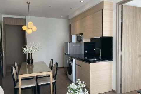 Кондоминиум с 2 спальнями в Клонг Тоэй, Бангкок, Таиланд № 152796 - фото 3