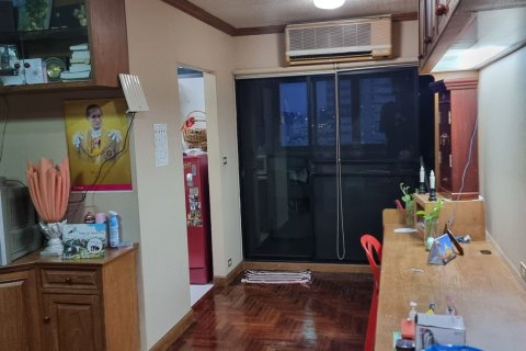 Studio in the Condo in Ratchathewi, Bangkok, Thailand  № 152793 - photo 8