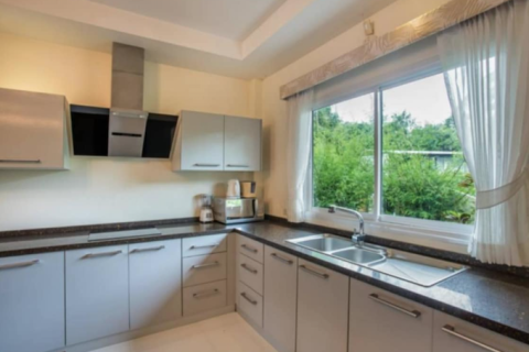 Villa in Phuket, Thailand 3 bedrooms № 167232 - photo 10