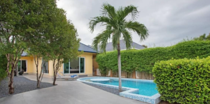 Villa in Phuket, Thailand 3 bedrooms № 167232
